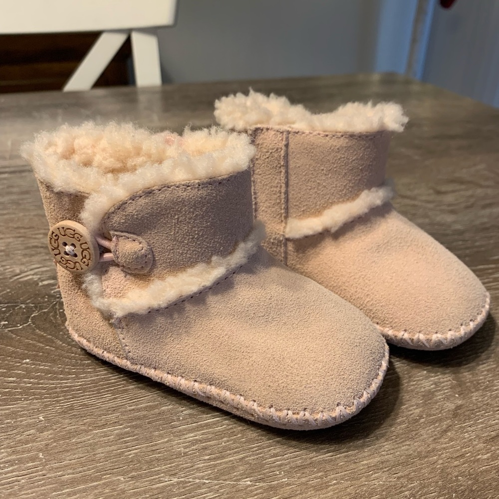 Ugg Boots w/Buttons